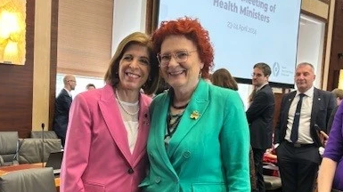 Dr. Andrea Ammon and Commissioner Stella Kyriakides